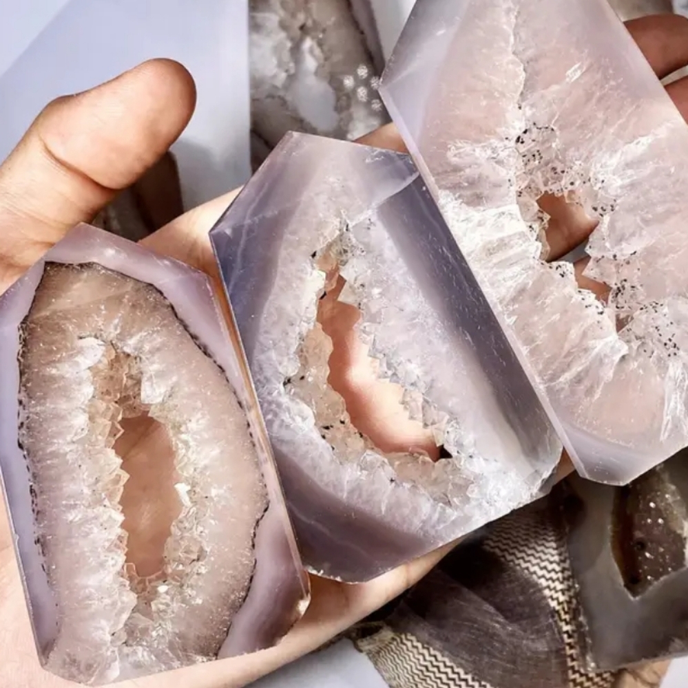 Crystal agate raw stone